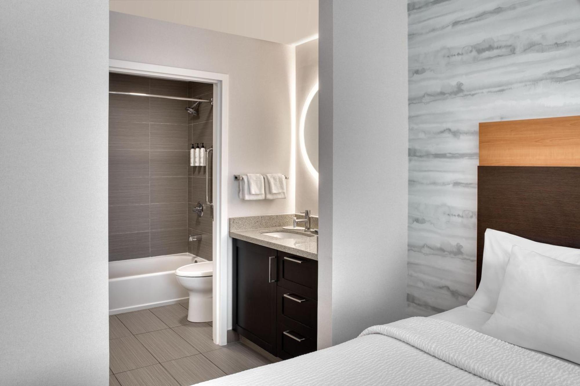 Towneplace Suites By Marriott Belleville Eksteriør billede