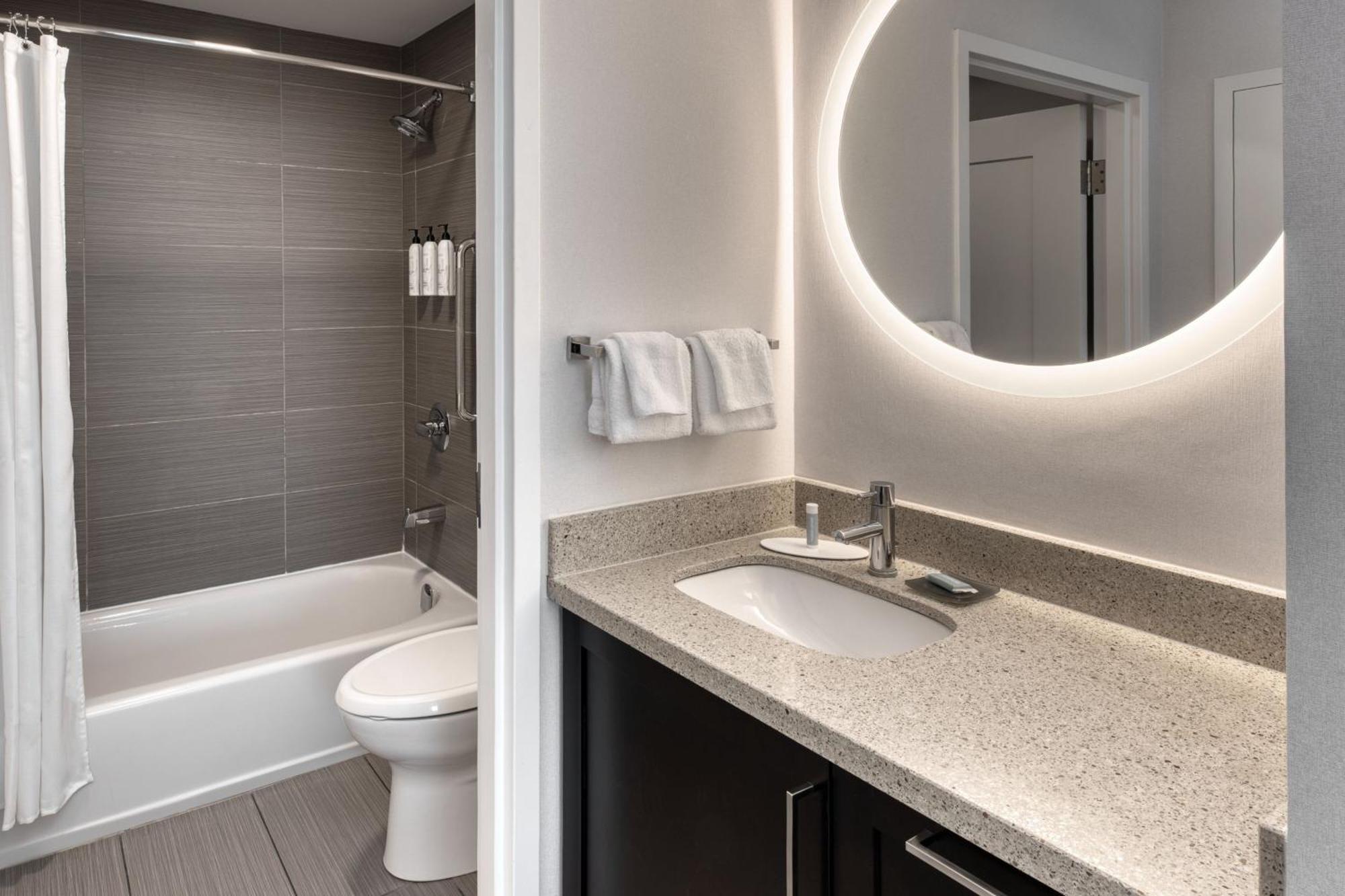 Towneplace Suites By Marriott Belleville Eksteriør billede