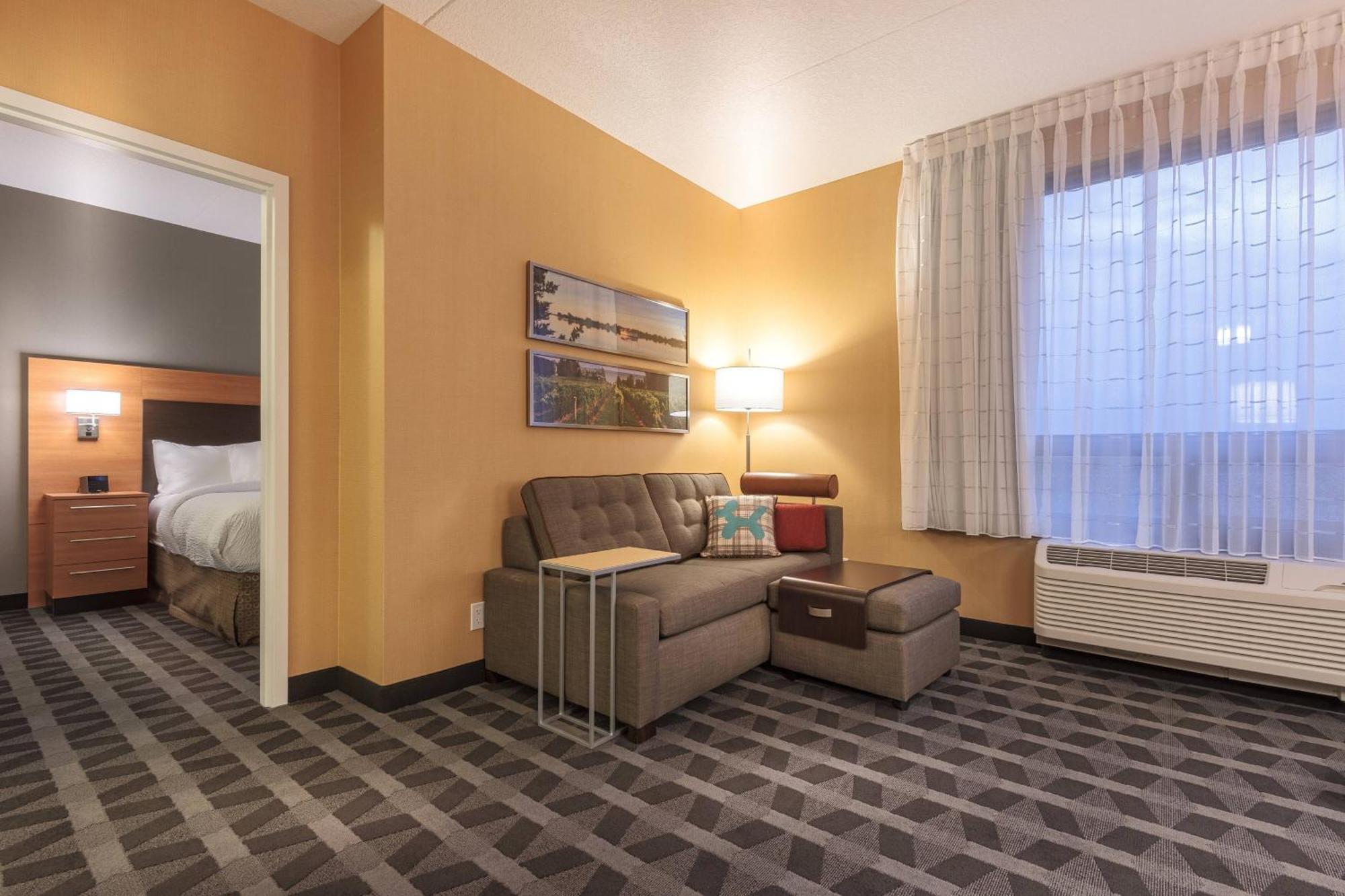 Towneplace Suites By Marriott Belleville Eksteriør billede